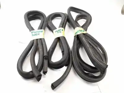 Pezzo di ricambio per auto di seconda mano gomma contorno porta per peugeot 206 cc 2.0 16v cat riferimenti oem iam 