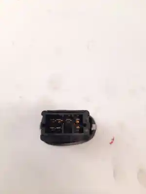 Second-hand car spare part rear left power window switch for citroen c3 i (fc_, fn_) 1.4 hdi oem iam references 25943  