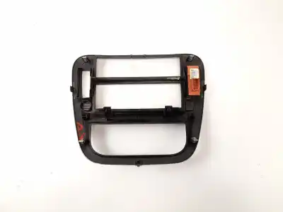 Pezzo di ricambio per auto di seconda mano modanatura per citroen c3 i (fc_, fn_) 1.4 hdi riferimenti oem iam 9653074277  