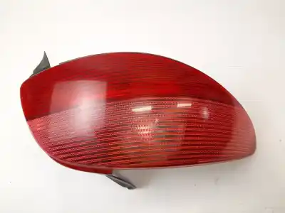 Peça sobressalente para automóvel em segunda mão farolim traseiro esquerdo por peugeot 206 berlina xr referências oem iam 2531g