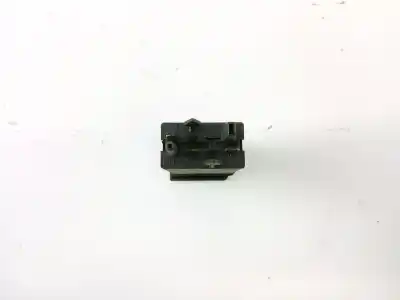 Second-hand car spare part switch for audi a3 (8l) 1.9 tdi ambiente oem iam references 8l0941503a  