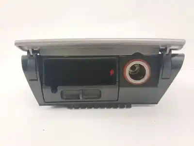 Автозапчастина б/у попільничка для FORD FOCUS II (DA_, HCP, DP) 1.8 TDCI Посилання на OEM IAM 18820015  
