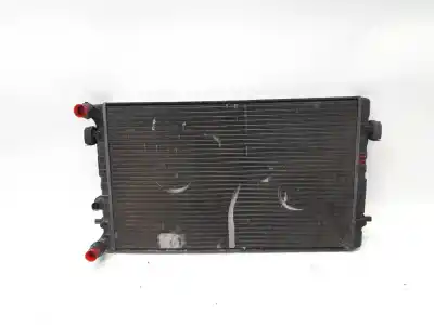 Recambio de automóvil de segunda mano de radiador agua para volkswagen golf iv berlina (1j1) 1.9 tdi referencias oem iam rm1185