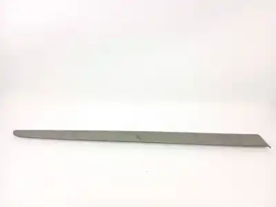 Recambio de automóvil de segunda mano de MOLDURA para RENAULT LAGUNA II (BG0/1_) 1.9 DCI (BG08, BG0G) referencias OEM IAM 8200036023  
