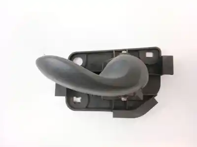 Pièce détachée automobile d'occasion POIGNÉE INTÉRIEURE AVANT DROITE pour FIAT PUNTO BERLINA (188) 1.2 8V ELX (I) Références OEM IAM   