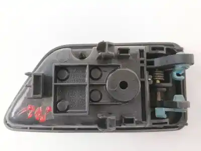 Автозапчастина б/у усередині передня права ручка для hyundai getz (tb) 1.1 básico посилання на oem iam 82621tb010  