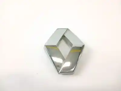 Автозапчастина б/у емблема для renault megane i classic (la0/1_) 1.9 d (la0a, la0u, la0r) посилання на oem iam 8200027424  