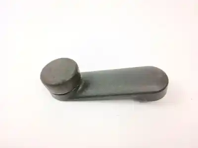 Second-hand car spare part rear left window crank handle for opel corsa c club oem iam references 90247150   Second-hand car spare part rear left window crank handle for opel corsa c club oem iam references 90247150