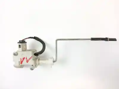 Автозапчастина б/у паливна зовнішня кришка двигуна для seat leon (1m1) 1.6 16 v посилання на oem iam 1m68107730