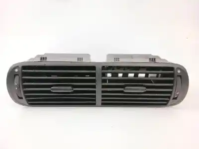 Автозапчастина б/у передня решіта для seat leon (1m1) 1.6 16 v посилання на oem iam 1m0820951