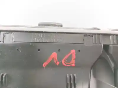 Автозапчастина б/у передня решіта для seat leon (1m1) 1.6 16 v посилання на oem iam 1m0820951  