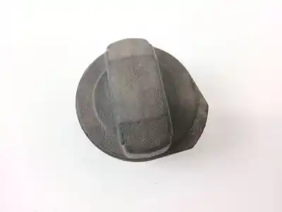 Автозапчасти б/у крышка бензобака за seat leon (1m1) 1.6 16 v ссылки oem iam 1j0201553  