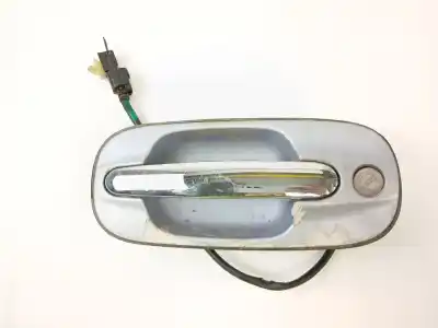 Tweedehands auto-onderdeel buitenste handgreep rechts voor voor hyundai trajet (fo) 2.0 16v cat oem iam-referenties 82660-3a01