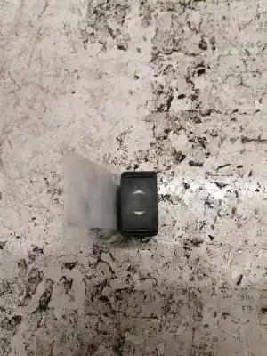 Peça sobressalente para automóvel em segunda mão botão / interruptor elevador vidro dianteiro direito por ford focus berlina (cap) ambiente (d) referências oem iam 3m5t14529bb
