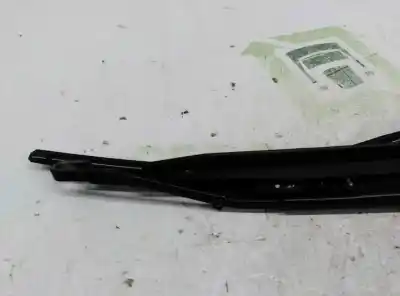 Second-hand car spare part left front windshield wiper arm for toyota corolla (e12) 1.6 16v oem iam references   