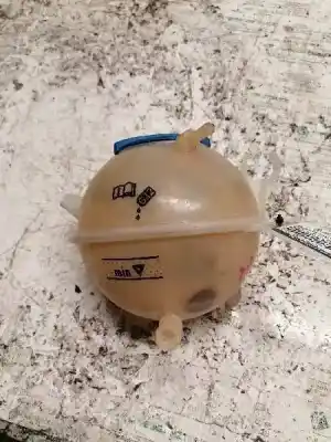 Автозапчасти б/у расширительный депозит за seat leon (1p1) comfort limited ссылки oem iam 1k0121407a