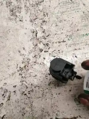 Peça sobressalente para automóvel em segunda mão trocar por ford focus berlina (cap) ambiente (d) referências oem iam 3m5t13480ab  2 pins