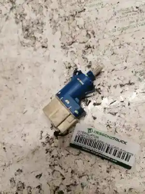 Peça sobressalente para automóvel em segunda mão trocar por ford focus berlina (cap) ambiente (d) referências oem iam 