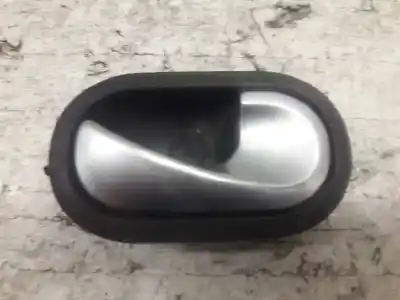 Peça sobressalente para automóvel em segunda mão PUXADOR INTERIOR TRASEIRO DIREITO por RENAULT MEGANE II BERLINA 5P  Referências OEM IAM 8200028486  