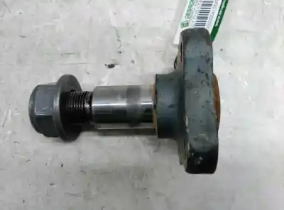 Second-hand car spare part hub assembly for renault clio ii fase i (b/cbo) 1.9 d alize oem iam references   