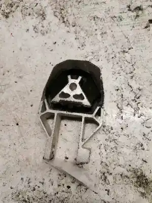 Second-hand car spare part engine support for ford focus berlina (cap) ambiente (d) oem iam references   