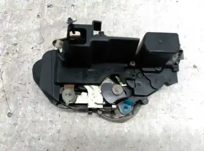 Peça sobressalente para automóvel em segunda mão fechadura da porta dianteira direita por kia shuma ii 1.6 ls 4 berlina referências oem iam 0k2n158310a