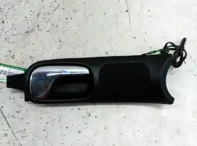 Tweedehands auto-onderdeel binnen voor rechts handvat voor audi a4 berlina (b5) 1.9 tdi oem iam-referenties 8d0837020