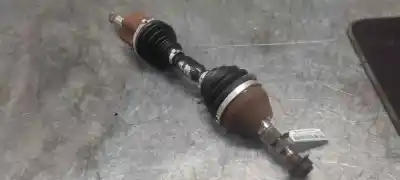 Pezzo di ricambio per auto di seconda mano trasmissione anteriore sinistra per opel zafira b cosmo riferimenti oem iam 