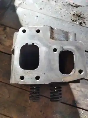 Pièce détachée automobile d'occasion culasse du moteur pour scania serie 4 (p/r 94 g) fg  260 (4x2) e2/e3 corto cp 13 / 14 b références oem iam 1521826  