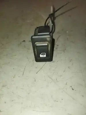 Second-hand car spare part door lock switch for renault serie d * oem iam references 25210lc40a