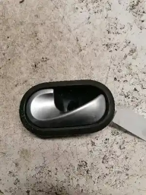 Second-hand car spare part interior right rear handle for renault scenic ii confort authentique oem iam references 8200028487