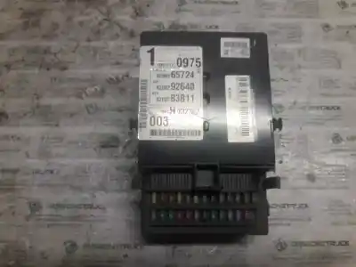 Gebrauchtes Autoersatzteil RELAIS SICHERUNGSKASTEN Multifunktionsrelais zum RENAULT LAGUNA II GRANDTOUR (KG0)  OEM-IAM-Referenzen 8200004201E 8200365724G 8200283811A