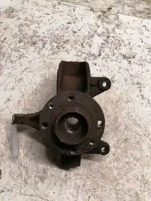 Second-hand car spare part front right knuckle for renault scenic ii confort authentique oem iam references 