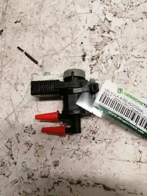 Pezzo di ricambio per auto di seconda mano VALVOLA ARIA AGGIUNTIVA per SEAT LEON (1P1)  Riferimenti OEM IAM 1K0906283A  2 PINS