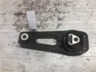 Second-hand car spare part engine support for dacia duster ambiance 4x2 oem iam references   