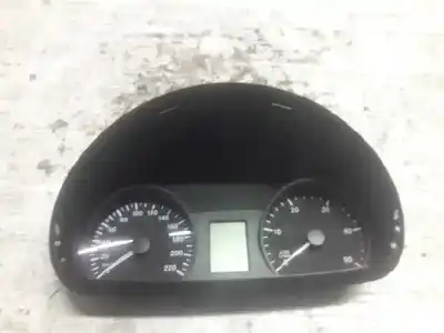 Pièce détachée automobile d'occasion COMPTEUR DE VITESSE TABLEAU DE BORD pour MERCEDES-BENZ VITO (W639) BASIC, COMBI  Références OEM IAM A6394464321 18 PINS 102681055
