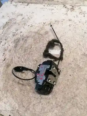 Pièce détachée automobile d'occasion serrure de porte avant droite pour nissan micra (k12e) acenta références oem iam 