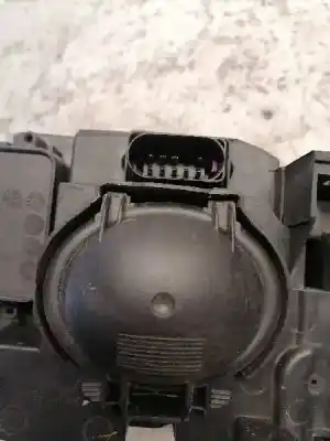 Second-hand car spare part left headlight for audi a4 berlina (8e) 1.9 tdi oem iam references  9 pins 