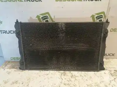 Peça sobressalente para automóvel em segunda mão radiador de água por audi a4 berlina (8e) 1.9 tdi referências oem iam 8e0121251a  