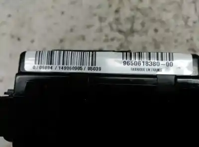 Second-hand car spare part fuse box unit for citroen c2 empresa oem iam references 965061638000  