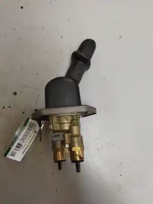 Автозапчастина б/у важіль ручного гальма для renault midlum fg xxx.08    e5 corto посилання на oem iam 7420813843