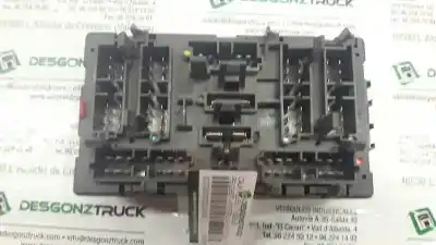 Pièce détachée automobile d'occasion boîtes à fusibles pour peugeot 406 berlina (s1/s2) svdt références oem iam 94592881  