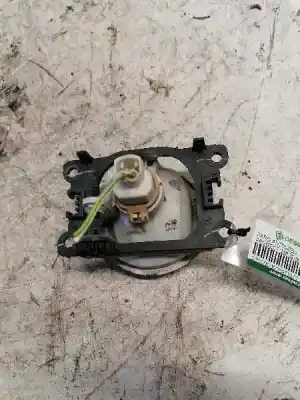 Second-hand car spare part right fog light for peugeot 208 style oem iam references  2 pins 