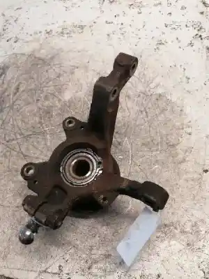 Second-hand car spare part front right knuckle for renault clio iii authentique oem iam references   