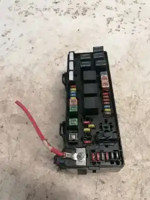 Second-hand car spare part fuse box unit for chrysler 300 c 3.0 crd oem iam references 04759996ab