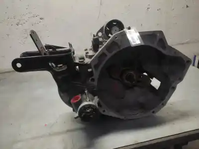 Piesă de schimb auto la mâna a doua cutie de viteze pentru chrysler voyager (rg) 2.5 crd se grand voyager referințe oem iam t850