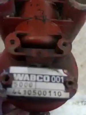 Автозапчастина б/у додатковий повітряний клапан для iveco eurotech cursor (mh) 7.8 diesel посилання на oem iam 4410500110  