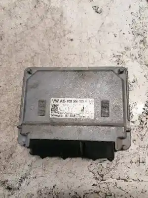 Peça sobressalente para automóvel em segunda mão centralina de motor uce por skoda fabia (5j2 ) active referências oem iam 03d906023n