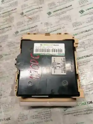 Peça sobressalente para automóvel em segunda mão caixa de fusíveis e relés por toyota auris live referências oem iam 8922102331