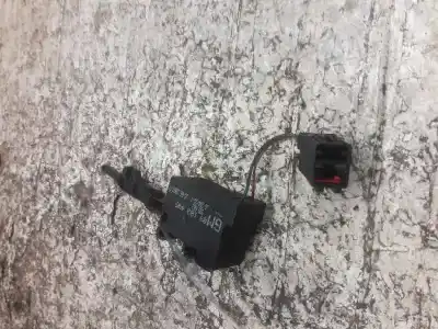 Second-hand car spare part tailgate central locking system  for opel meriva cosmo oem iam references 09183495 2 pins 505603